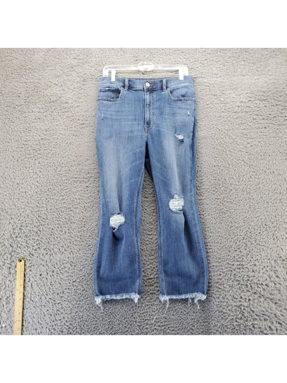 Express Jeans Womens Size 10R Blue Cropped Straight High Rise Distressed *Read*